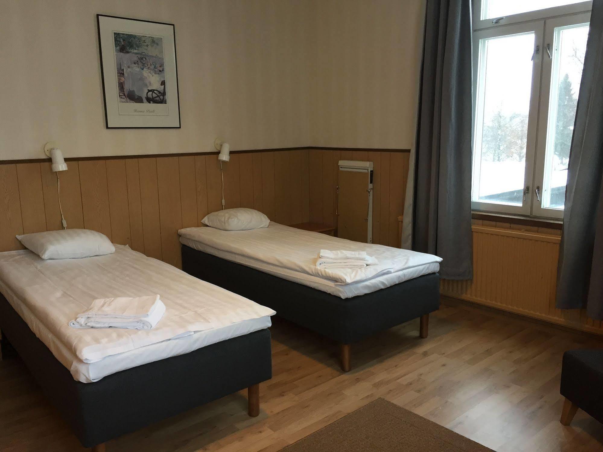Hotelli Iisalmen Seurahuone Исалми Екстериор снимка
