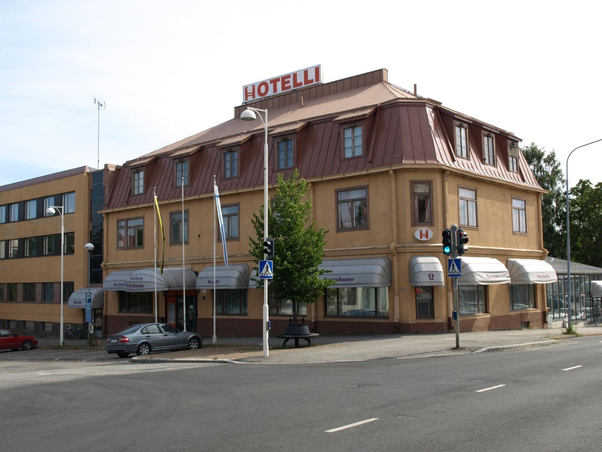 Hotelli Iisalmen Seurahuone Исалми Екстериор снимка